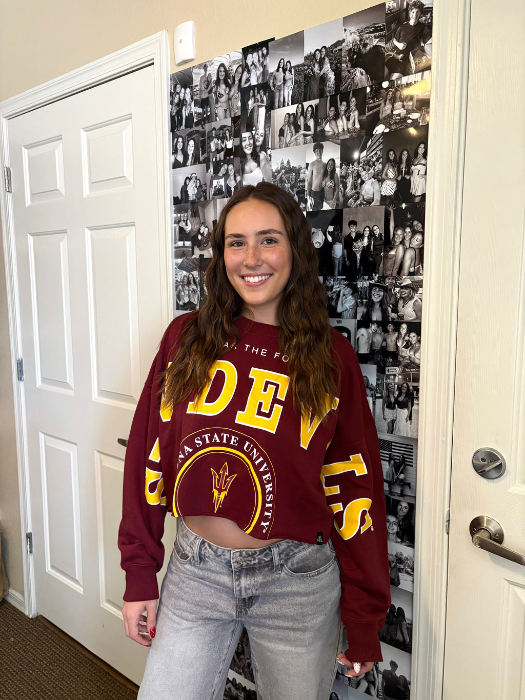Cropped Gameday Social Sweatshirt