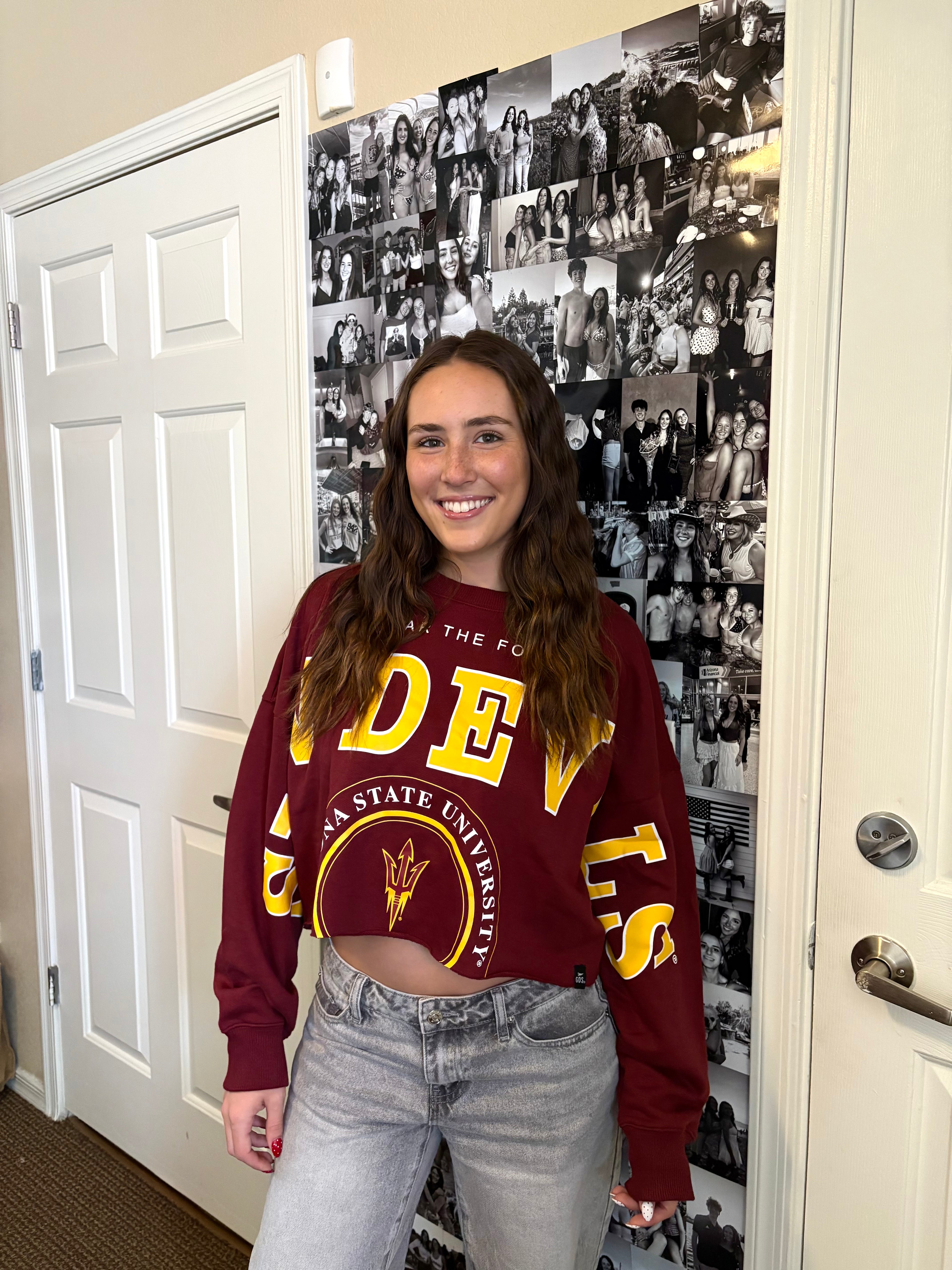 Cropped Gameday Social Sweatshirt